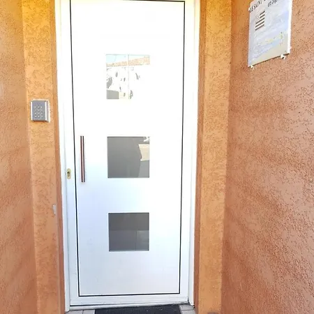Apartamento Montpellier - Carnon Appt 5 Pers + Clim. *
